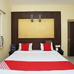 Oyo 15206 Hotel Sonar Gaon